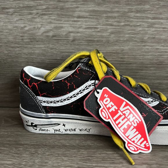 Vans Stranger Things Netflix Hellfire Club Style 36 Women's NWOB - Picture 5 of 11